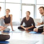 Esercizi efficaci per addominali con palla da pilates