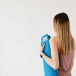 Esercizi Pilates Con Palla Piccola Approfondisci l'efficacia degli esercizi Pilates con palla piccola per un allenamento completo