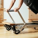 Scopri quale sia il MEGLIO PILATES, CON MACCHINE O SENZA, per il tuo benessere fisico e mentale