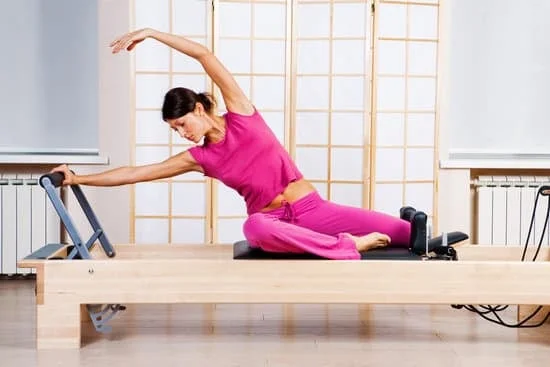 Benefici di combinare la fisioterapia pilates e RPG per una migliore salute fisica