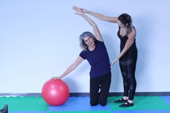 Scopri la grande guida del pilates per un corpo forte e flessibile