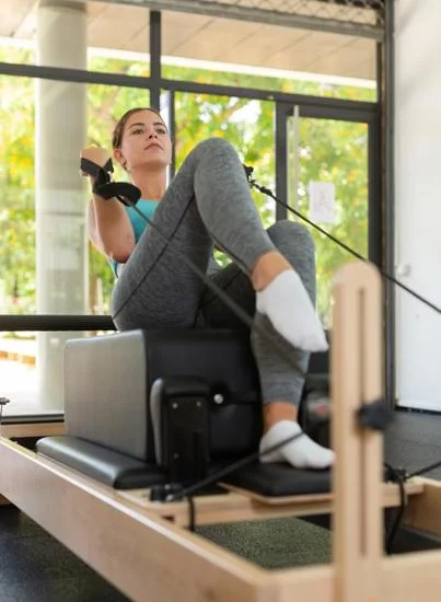 Scopri il miglior studio di Pilates a Cesena per migliorare la tua forma fisica e la tua flessibilità.