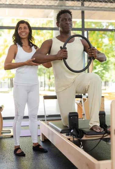 Scegli la tua palla da pilates piccola Decathlon per un allenamento efficace e versatile