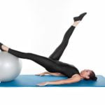 Pilates a Casa in Piedi Esercizi di pilates a casa in piedi per tonificare e rafforzare il corpo