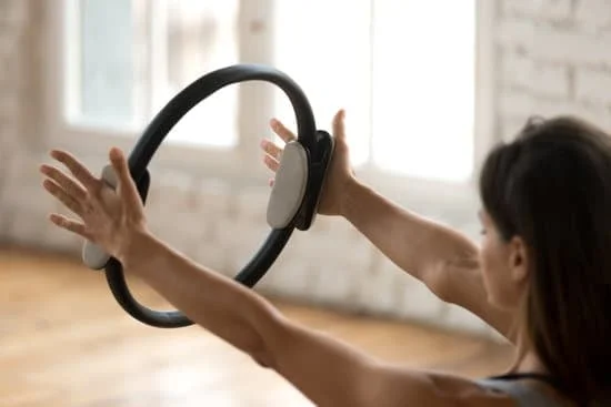 Scopri i benefici del pilates presso la Palesta Azzurra a Cinisello Balsamo