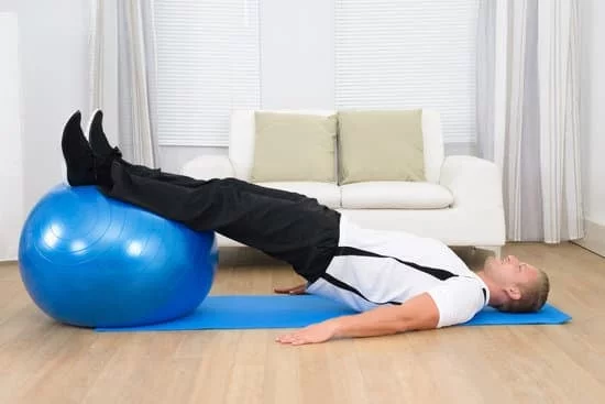 Scegli una playlist di musica rilassante per la tua lezione di Pilates - MUSICA PER LEZIONE DI PILATES