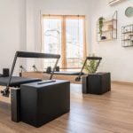 Pilates a Cosa Aiuta Scopri come il PILATES AIUTA a migliorare la postura e la flessibilità