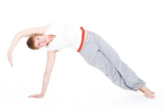 Esercizi di equilibrio e coordinazione con le palline da Pilates