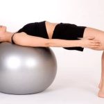 Sport Leggeri Yoga Pilates Pratica sport leggeri come yoga e pilates per migliorare benessere fisico e mentale