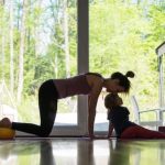 Qual E' Labbigliamento Giusto Per Pilates Uomos scegli capi comodi e traspiranti per praticare al meglio il Pilates uomini
