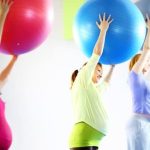 Scopri gli attrezzi essenziali per fare pilates e migliorare la tua pratica in modo efficace